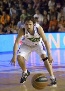 Raúl López: “Mi deseo era el de poder continuar en el club”