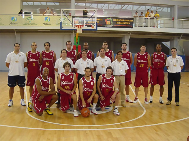 Conoce al C.B Granada, este año un serio aspirante a todo