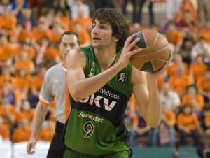 Ayudemos a Scariolo (I): Elegir tres bases