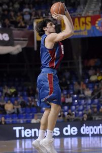 Basile: En este equipo todos la pueden meter. El Barça, a un paso del título ACB
