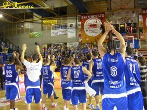 Melilla impone su ley pero termina sufriendo para alcanzar la final