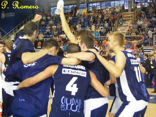 El Lucentum logra saldar su deuda y será ACB