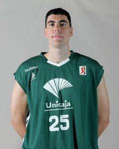 Daniel Santiago puede ser el 5 que busca el Regal Barcelona