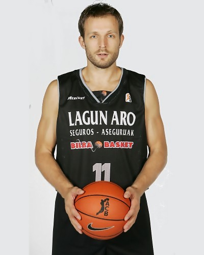 Savovic baja para al menos 6 semanas