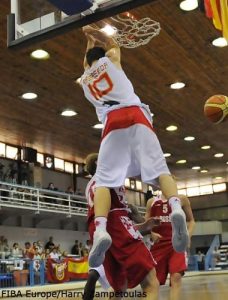La cantera del Barça en Oro, con Bravo poniendo la experiencia