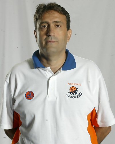 Baloncesto Fuenlabrada renueva por dos años a Luis Casimiro