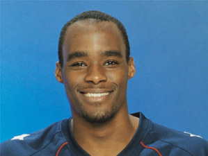 Los Hornets dan un salto de calidad con la llegada del poderoso Emeka Okafor