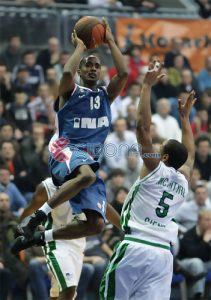 Cajasol ejerce su cláusula para NO fichar a Jeter y SÍ a Calloway