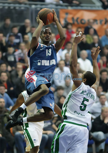 Cajasol ejerce su cláusula para NO fichar a Jeter y SÍ a Calloway