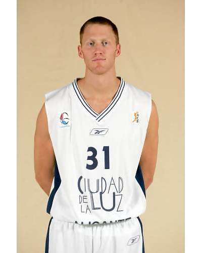 ACB Outside: Mujezinovic fuera de Panionios, Britton Johnsen al Galatasaray