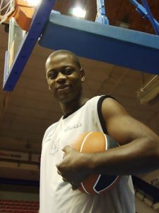 Moiso ya entrena en Bilbao; undécimo destino en una década como jugador profesional. Solobasket analiza su carrera