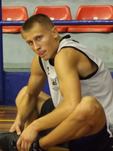 El joven letón Martins Laksa, a prueba en Bilbao