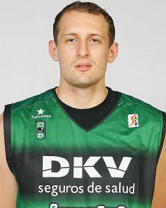 Jiri Welsch se sale en el pre-europeo