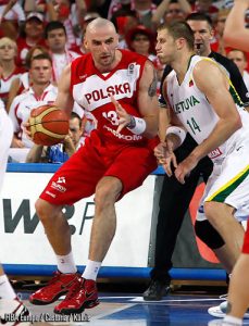 Eurobasket 09 (Jor II): Turquía y Grecia brillan. Francia mal, pero gana. España muy mal, y casi pierde. Parker – Burstein – Ilyasova – Gasol – Gortat, el Quinteto de Solobasket. Seguimiento a los ACB