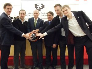 Bizkaia Bilbao Basket y la Universidad del País Vasco lanzan el abono universitario