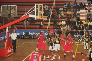 El entrenador vallisoletano Iñaki Martín, a un sólo triunfo de proclamarse Campeón de Mozambique con Maxaquene