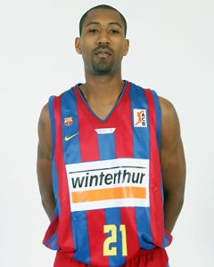 Thornton se desvincula del F.C. Barcelona