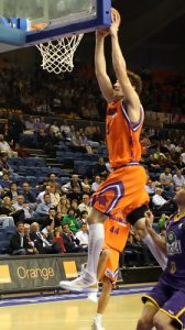 Victor Claver, nombrado mejor jugador joven de la Eurocup. Ilias Zouros (Panellinios), entrenador del año