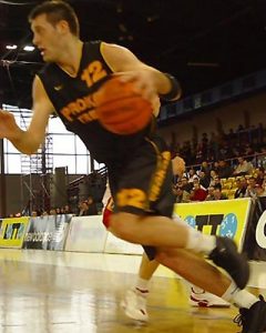 El nuevo Prokom pierde a Jagodnik pero busca nuevos jugadores, entre otros Marconato