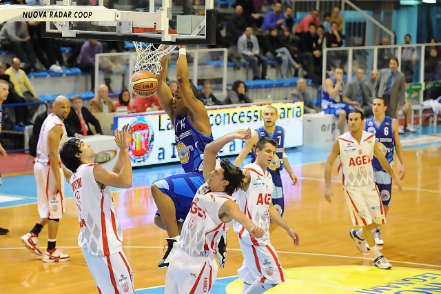 Jaime Lloreda, una muesca más para CAI Zaragoza en pos del retorno a la ACB