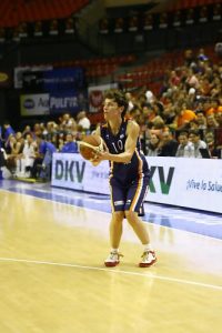 LF: Los grandes siguen reforzándose, Nicholls y Aguilar jugarán en Rivas, Anosike en Ros