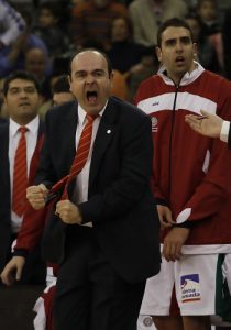 Otro español a Latinoamérica: Trifón Poch, nuevo entrenador del Obras Basket argentino