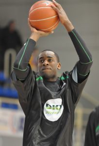Christian Eyenga vuelve a casa y jugará en el Fiatc Mútua Joventut mientras dure el lockout