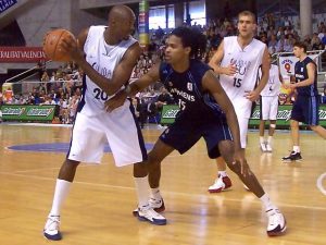 El Etosa cede a Alain Digbeu al Climamio Bolonia