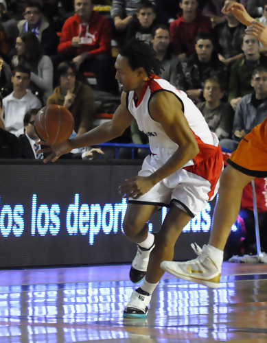 Marcus Vinicius vuelve a la Adecco Oro de la mano de Ford Burgos