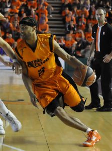 Gerald Fitch, MVP de la Jornada en Turquía con Aliaga, que ficha a ¡Kambala! Otros viejos conocidos de la ACB como Jan Jagla o Shammond Williams también recalan en la TBL