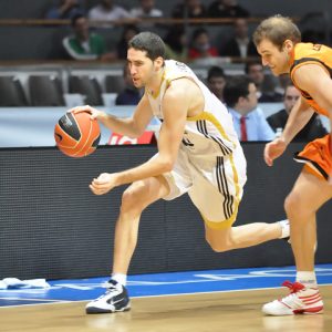 Lagun Aro GBC se mueve; a por Sergi Vidal y la promesa brasileña Raúl Neto