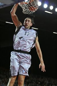 Resumen Eurocup: Hervelle debuta en Bilbao, triple ganador de Valters, victoria de PE Valencia y GC 2014. Brandon Hunter (Hapoel), MVP; Gary Neal héroe en Treviso