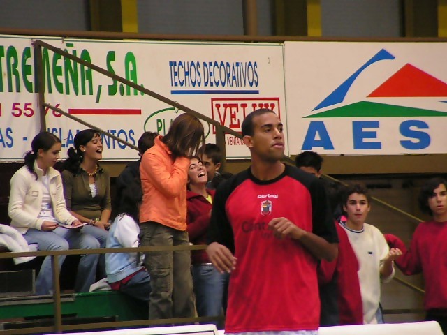 Guía LEB 2006-2007: Calefacciones Farho Gijón