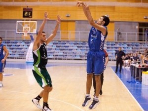 Adecco Plata J.14 y 18: Rubén Martínez lanza a Huelva con +46 de valoración antes de examinarse ante Tíjola. ADT y Ávila resucitan mientras Real Madrid y Plasencia siguen en caída (Vuelve la Quiniela)