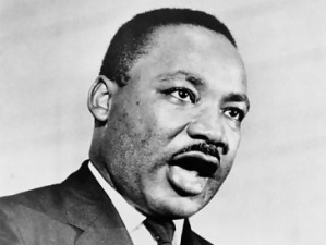 Liga menor en USA busca jugadores blancos, caucásicos; negros abstenerse