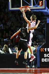 Ivanovic exprime sus efectivos para vencer a BBB en el debut de Katsikaris