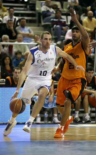 Meridiano Alicante no incluirá a Txemi Urtasun en el derecho de tanteo. ¿Rumbo a Sevilla?