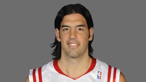 Los Rockets dejan libre a Luis Scola para intentar conseguir a Dwight Howard
