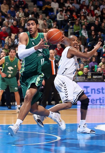 CB Granada: primer refuerzo interior, Cesar Augusto Lima