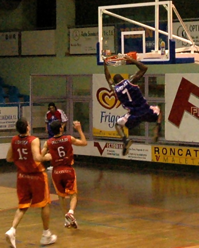 El sobrino de Isiah Thomas jugará en Esplugues