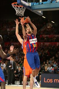 Regal Barça despeja las dudas con la renovación de Roger Grimau