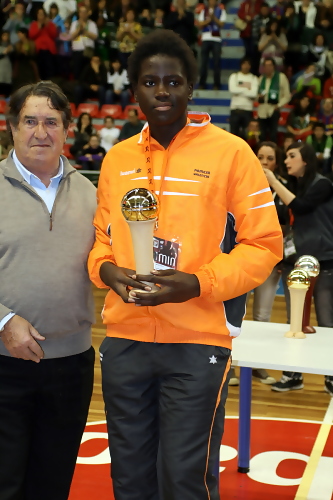 Llega la Semana Santa, llegan los mejores torneos de cantera: Sant Adrià, Olmedo y Vilagarcia