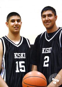 Conoce a los hermanos Bhullar, las torres gemelas más altas del panorama actual