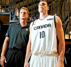 Andy Rautins, vivo reflejo de su padre, el ex ACB Leo Rautins