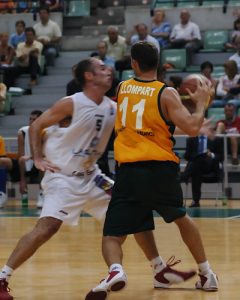 La LEB se rifa a Pedro Llompart