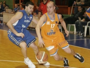 David García Peña, tiro exterior y experiencia para Fontedoso