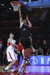 De Colo, Nielsen y Banic, incluidos en el Quinteto Ideal de la Eurocup 2009/10. Augustine, en el segundo