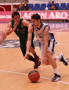 Uriz, de secundario a protagonista principal, héroe en la victoria de Lagun Aro ante DKV Joventut (78-70)