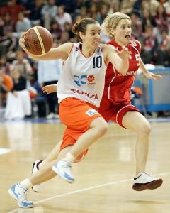 El Ros contrata a Janeth Arcain y endereza el rumbo en Euroliga