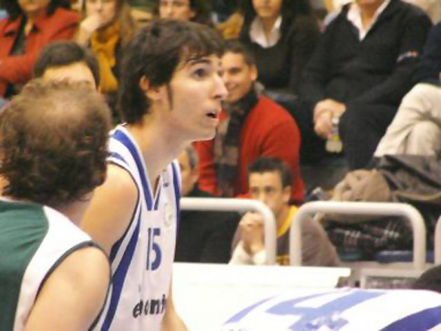 El CAI Zaragoza cierra la cesión de Alberto Corbacho